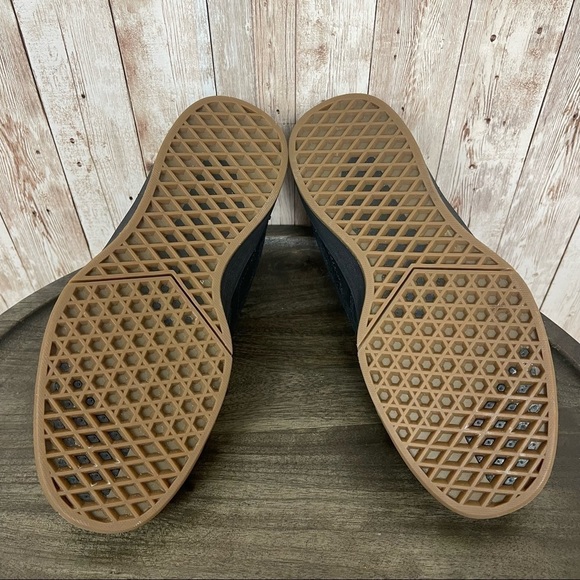 Vans X SPITFIRE Ultrarange Pro “Black/Cardiel” Sneaker Size 8 Women - Picture 8 of 10